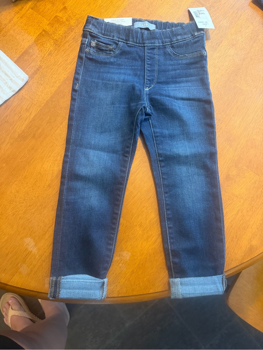 DL1961 Women's Boyfriend Jeans in Dark Blue Wash
